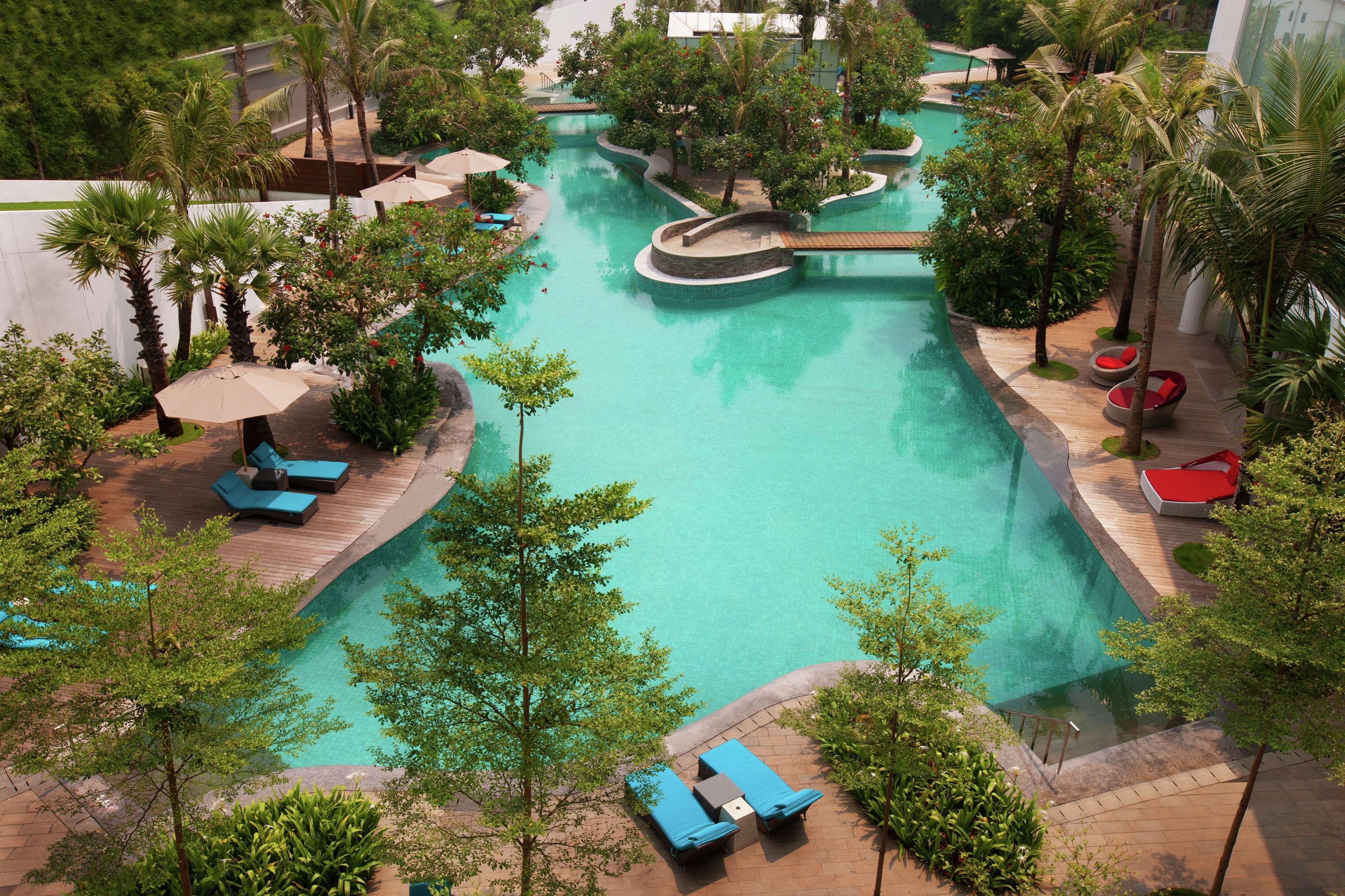 Doubletree By Hilton Jakarta - Diponegoro Kültér fotó The Lagoon